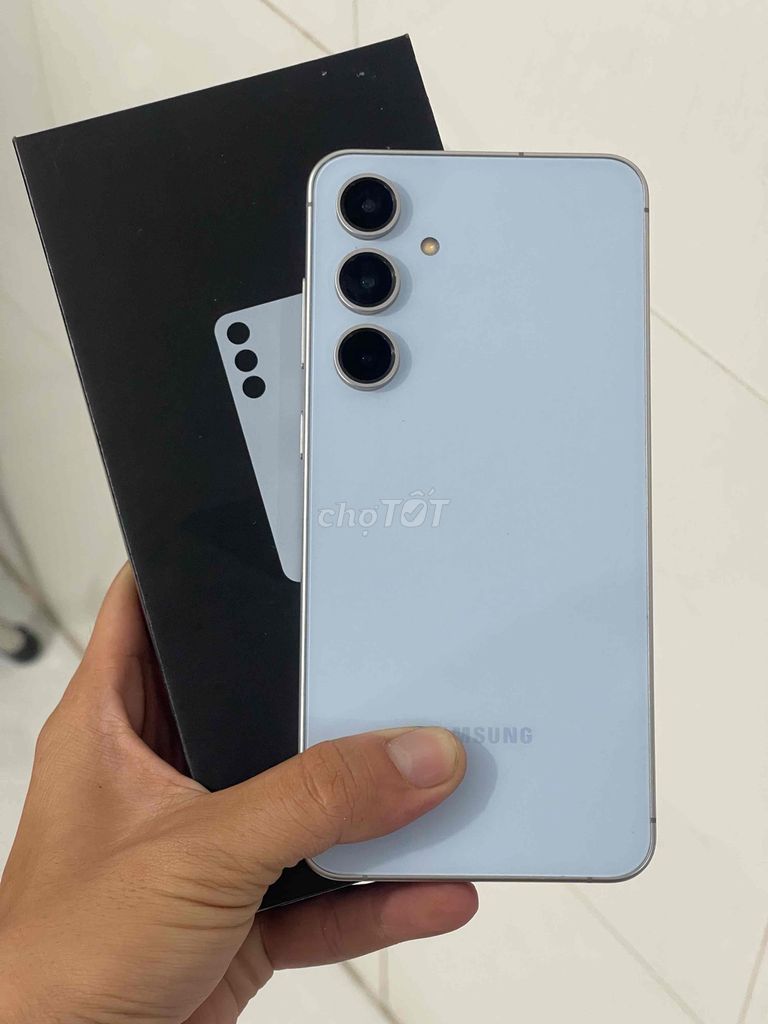 Samsung Galaxy S24 FE 128GB Xám VNA Cận 99%. Mua bán Điện thoại tại Thành phố Biên Hòa Đồng Nai được đăng bởi Nguyễn Duy An hình 1
