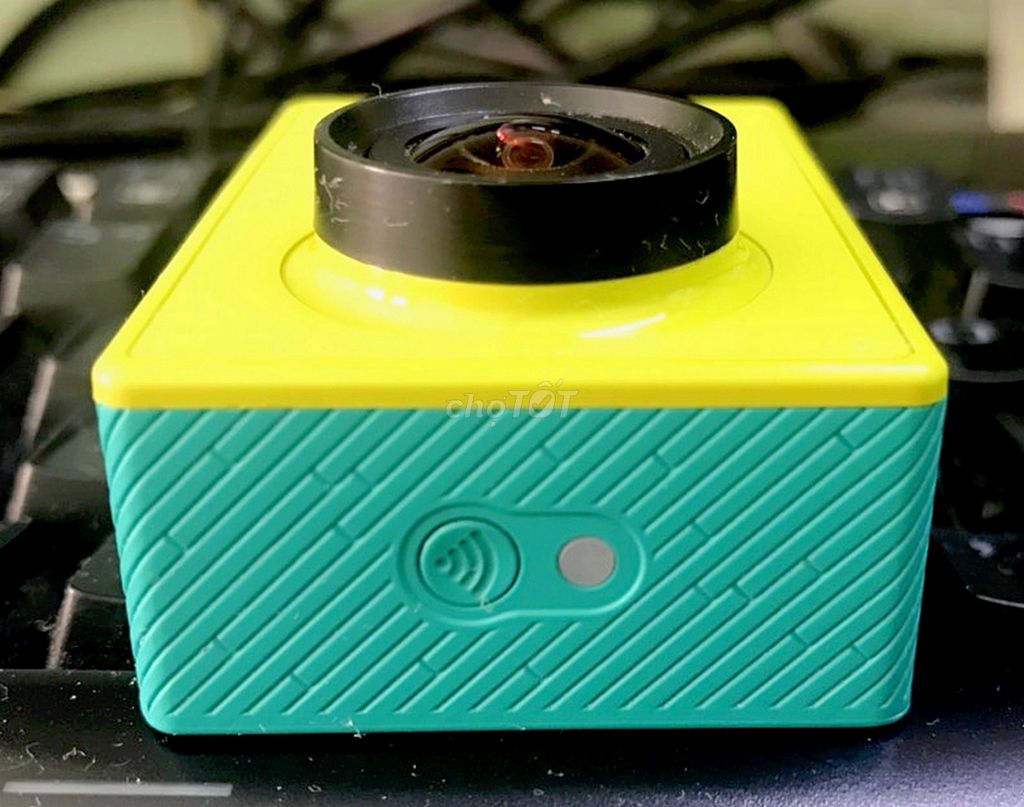 Camera hành động XIAOYI Yi Action. Mua bán Máy ảnh, Máy quay tại Quận Phú Nhuận Tp Hồ Chí Minh được đăng bởi hòa 9 hình 1