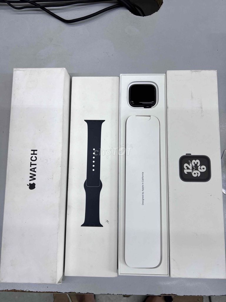 Apple Watch Series 6 Đen 40mm. Mua bán Thiết bị đeo thông minh tại Quận Gò Vấp Tp Hồ Chí Minh được đăng bởi Nguyễn Đức Thắng hình 1
