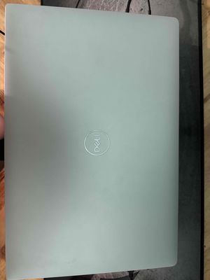 Dell XPS 7590