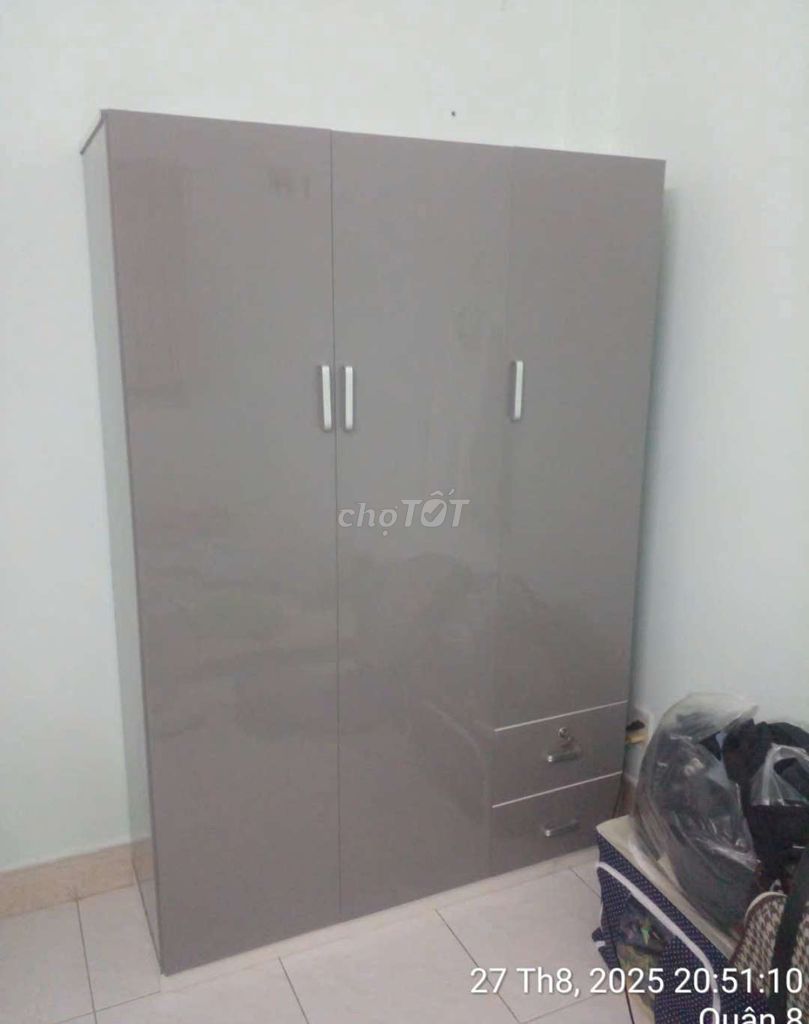 TỦ NHỰA ĐÀI LOAN 3 CÁNH MÀU XÁM. Mua bán Tủ, kệ gia đình tại Thành phố Dĩ An Bình Dương được đăng bởi Tủ nhựa đài loan hoàng quân hình 1