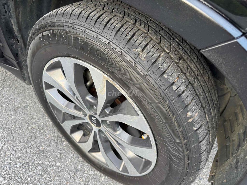 Kia Sorento 2017 2WD 2.2 DATH - 102000 km. Mua bán Ô tô tại Huyện Gia Lộc Hải Dương được đăng bởi Nhất Tín Ô Tô Hải Dương hình 15