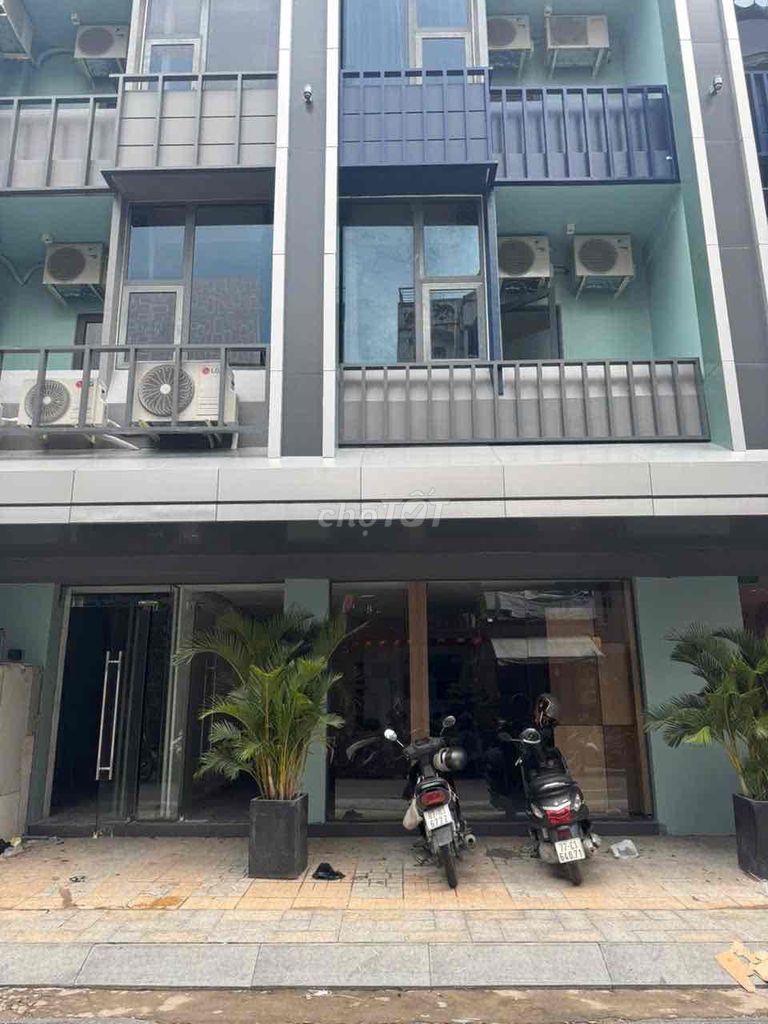 Cho thuê MBKD tầng trệt khách sạn MT Đặng Dung P Tân Định Q1.