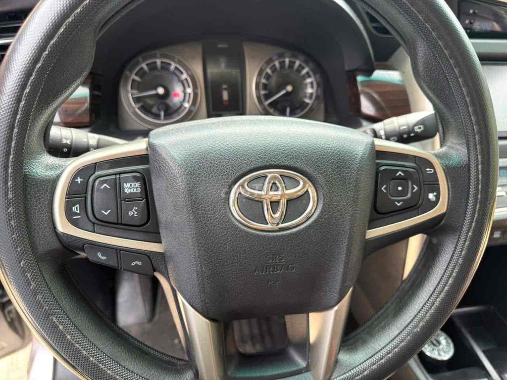 INNOVA 2.0G 2019 BẢO HÀNH 1 NĂM LƯỚT 49.000 km. Mua bán Ô tô tại Quận Bình Tân Tp Hồ Chí Minh được đăng bởi XUÂN DUY AUTO hình 16