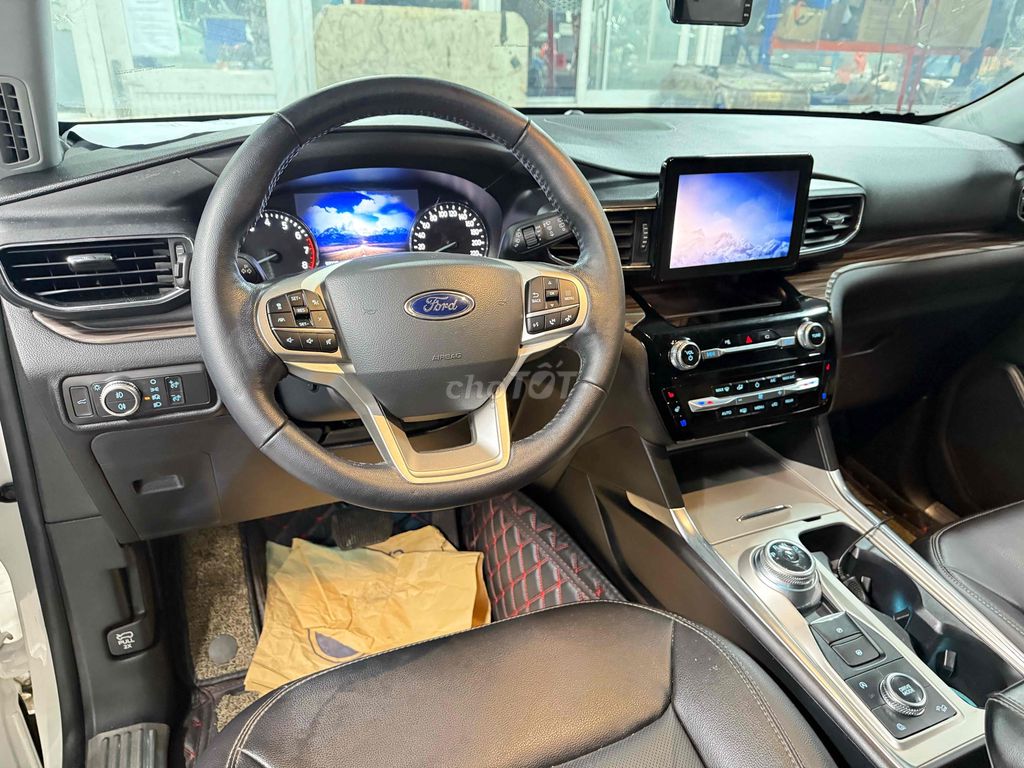 Explorer model 2022 bản Full đá cốp. 1 chủ .. Mua bán Ô tô tại Quận 1 Tp Hồ Chí Minh được đăng bởi Quynh Nguyen hình 5