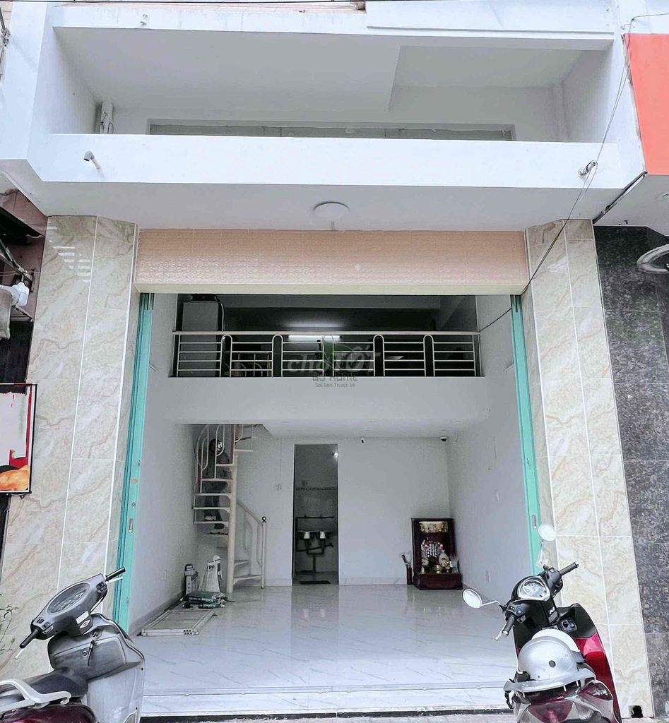 CHO THUÊ SHOPHOUSE 1 PHÒNG MẶT ĐƯỜNG CHÍNH KHU CHỢ ĐẦM GIÁ 12 TRIỆU/TH