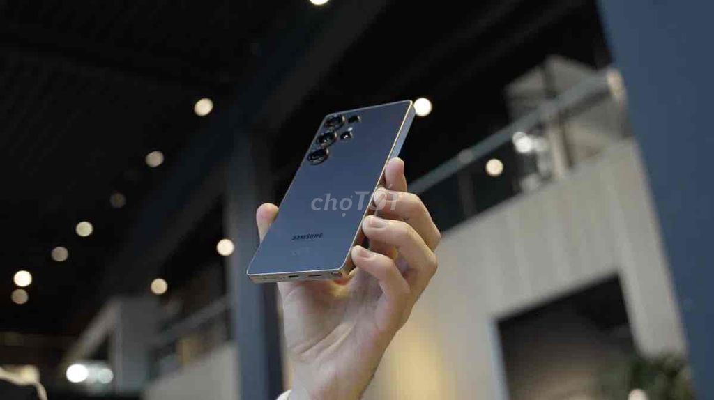 Samsung Galaxy S25 Ultra 5G 512GB zin đẹp chuẩn. Mua bán Điện thoại tại Quận 5 Tp Hồ Chí Minh được đăng bởi BVTMOBILE HỆ THỐNG BÁN LẺ UY TÍN hình 1