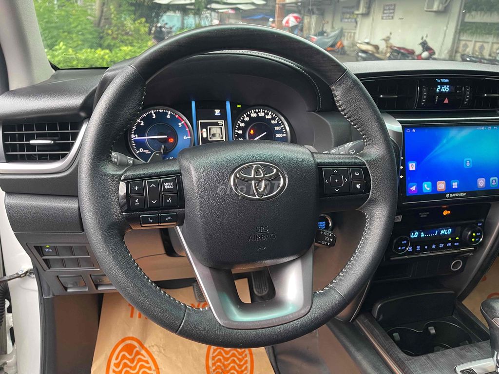 Toyota Fortuner 2.4AT 2022. Mua bán Ô tô tại Quận Tân Phú Tp Hồ Chí Minh được đăng bởi Lê Tấn Dũ hình 6