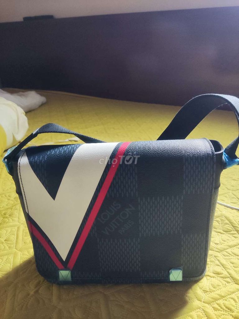 Túi xách Louis Vuitton, hàng rất đẹp