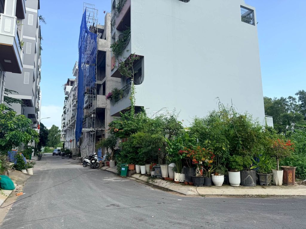 Продается дом Hoang Quoc Viet Q7, 5x12,5 м, 6 этажей, 7,2 миллиарда долларов