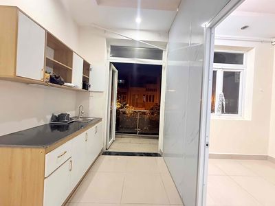 Rent · 2 bd · 40 м² · Quận 8, ул. Đường Phạm Hùng
