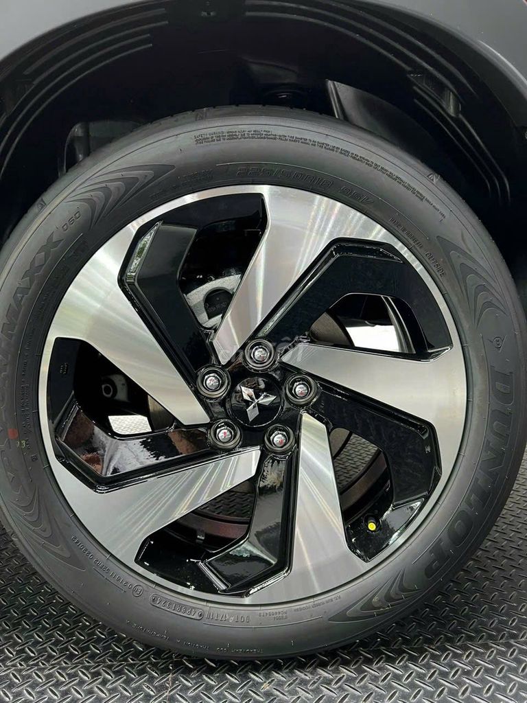 MITSUBISHI XFORCE - XE MỚI 100% + TRƯỚC BẠ. Mua bán Ô tô tại Quận 1 Tp Hồ Chí Minh được đăng bởi Minh Phươngg hình 11