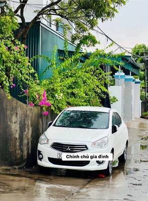 Mitsubishi Attrage 2016 1.2CVT - 8900 km. Mua bán Ô tô tại Quận Hai Bà Trưng Hà Nội được đăng bởi Nguyễn Thu Nga