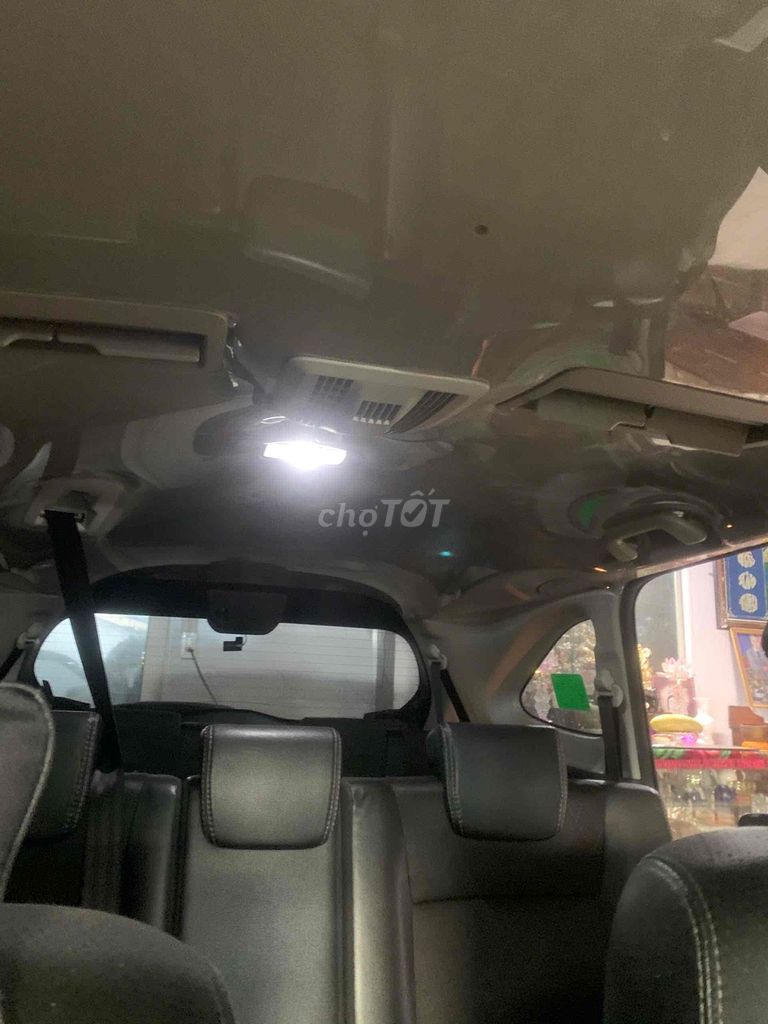 Toyota Veloz Cross 7 мест, черный, Индонезия, 71 000 км