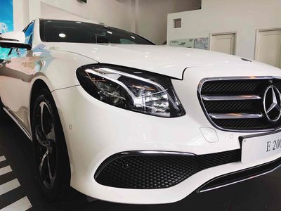 Mercedes-Benz E 200 Sport 2021 Trắng. Mua bán Ô tô tại Quận Tân Phú Tp Hồ Chí Minh được đăng bởi Minh Minh