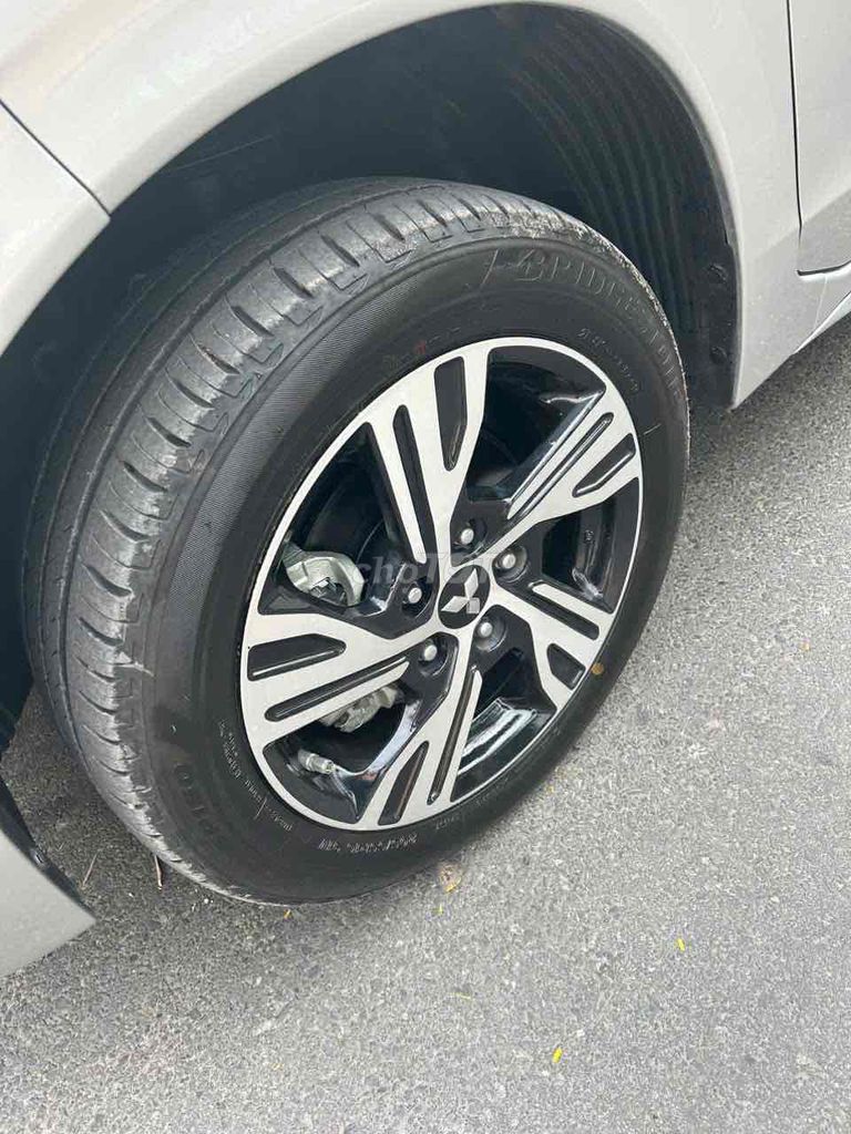 Mitsubishi Xpander 2019 Bạc 38000 km. Mua bán Ô tô tại Quận Tân Bình Tp Hồ Chí Minh được đăng bởi Thuỳtrang hình 19