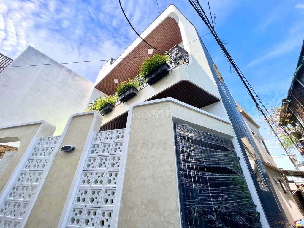 Bán nhà 2 mặt kiệt mới 100% 3ty550 kiệt Tôn Đản. Mua bán nhà ở tại Quận Cẩm Lệ Đà Nẵng được đăng bởi Huỳnh Nga hình 1