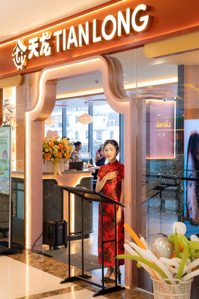 VINCOM ĐỒNG KHỞI TUYỂN 50 PHỤC VỤ VÀ CÁC VỊ TRÍ. Việc làm tại Quận 1 Tp Hồ Chí Minh được đăng bởi Nhà hàng Tian Long hình 3