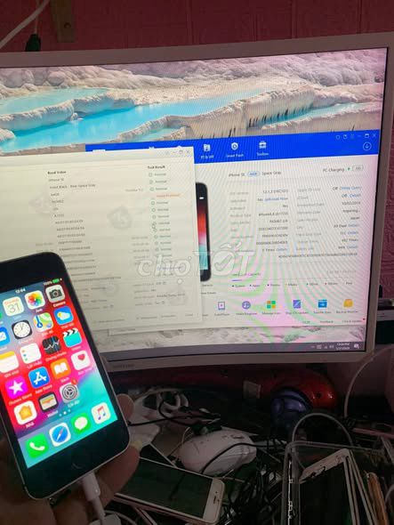 Apple iPhone SE 64GB Xám. Mua bán Điện thoại tại Quận 1 Tp Hồ Chí Minh được đăng bởi Hội Đồ Điện Tử hình 1