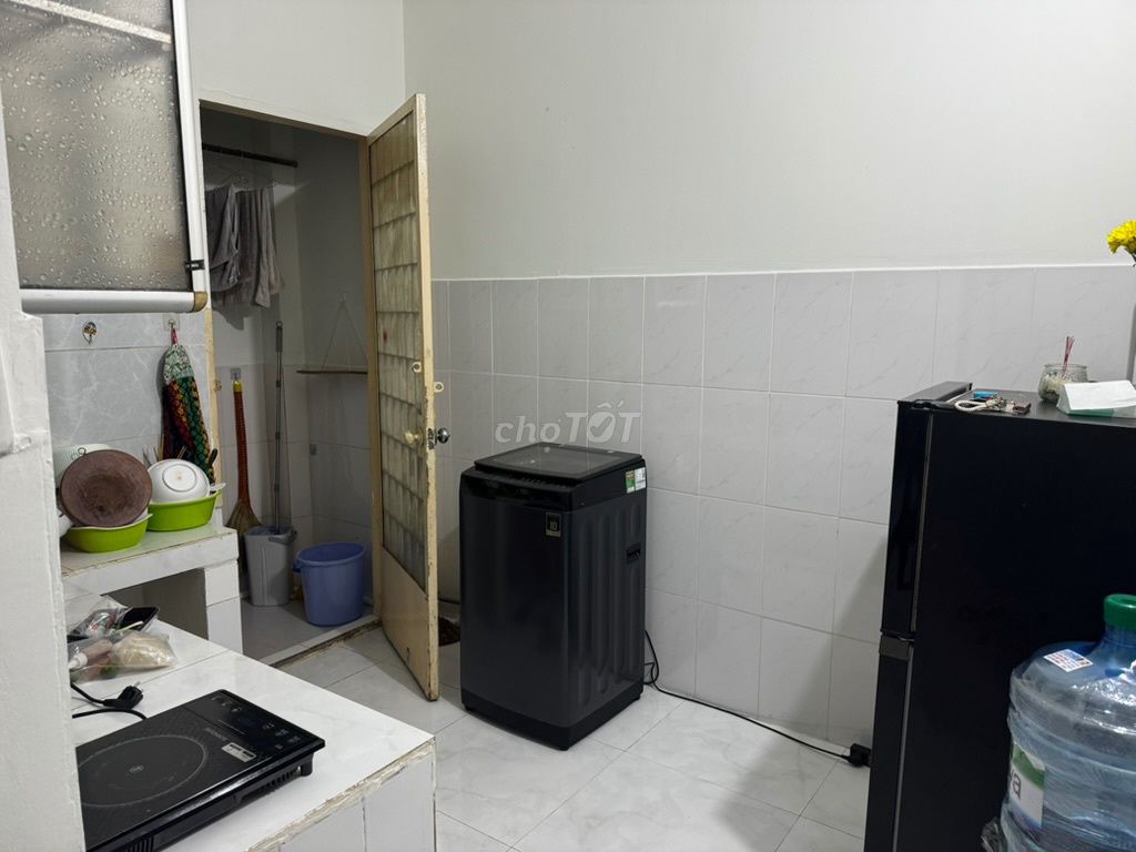 CHO THUÊ CHUNG CƯ PHAN XÍCH LONG 2PN GIÁ 10TR