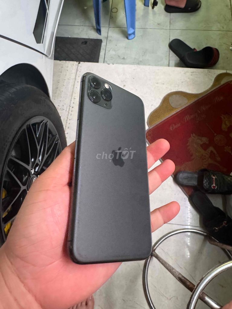iPhone 11 Pro Max 64GB Xám. Mua bán Điện thoại tại Thành phố Vũng Tàu Bà Rịa - Vũng Tàu được đăng bởi Lê Trần hình 1