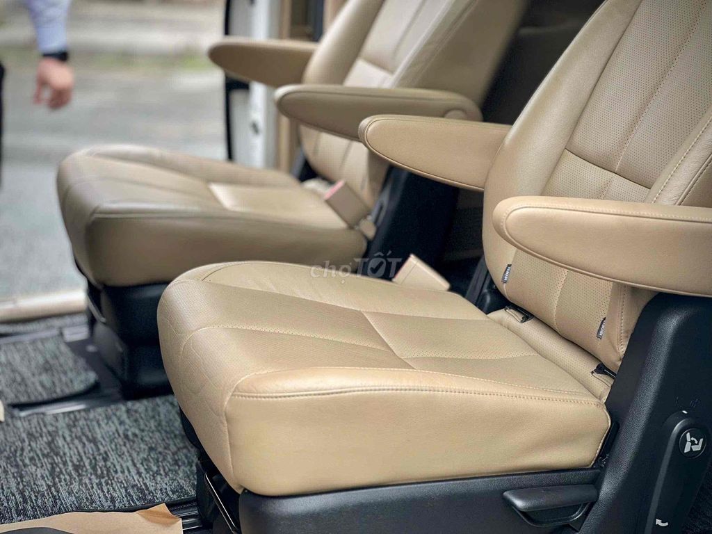 Kia Sedona 3.3GATH 2019 siêu đẹp. Mua bán Ô tô tại Thành phố Thủ Đức Tp Hồ Chí Minh được đăng bởi Nguyen Trung hình 15