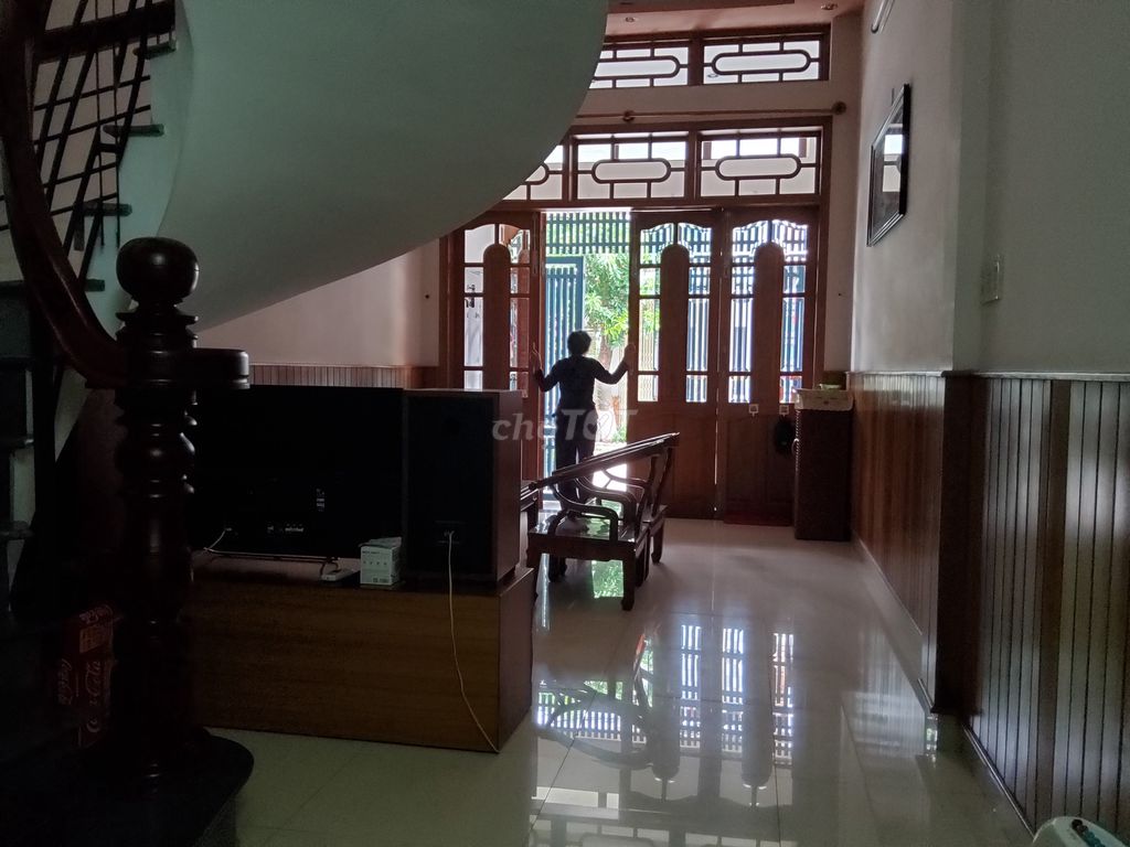 Bán nhà lệch tầng 3 tầng lộ giới 12m, nhà rộng 3,5x17 m Bán nhà lệch tầng 3 tầng lộ giới 12m, nhà rộng 3,5x17 m
