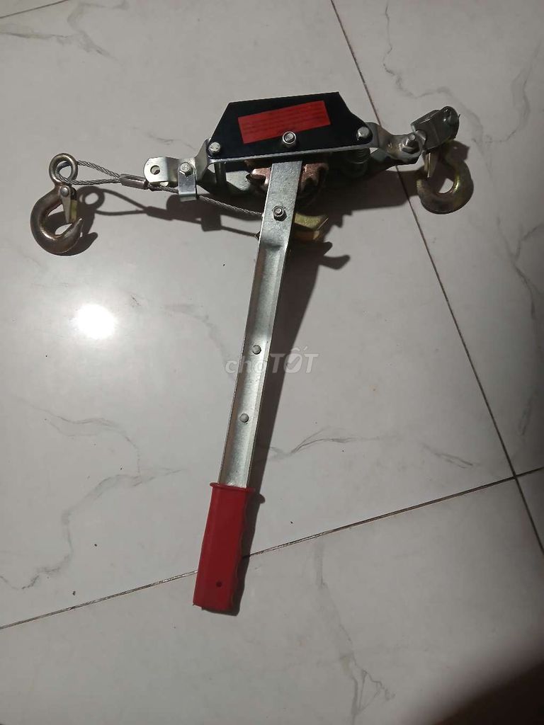 Tời kéo hàng Đỏ Bạc đã sử dụng. Mua bán Đồ chuyên dụng, Giống nuôi trồng tại Huyện Bình Chánh Tp Hồ Chí Minh được đăng bởi văn dũng hình 1