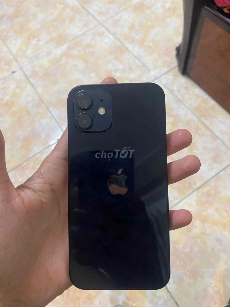 iPhone 12 Đen Đã thay màn hình. Mua bán Điện thoại tại Quận 7 Tp Hồ Chí Minh được đăng bởi Hi to ry đế hình 1