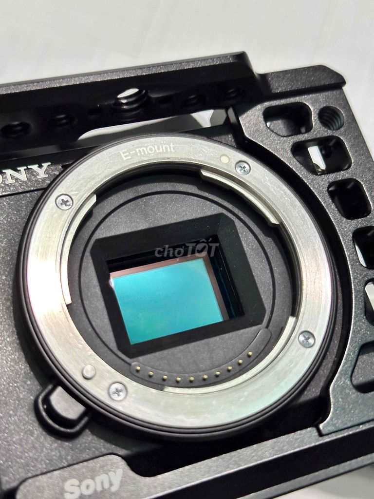 Máy ảnh Sony a6300 Đen. Mua bán Máy ảnh, Máy quay tại Thành phố Thuận An Bình Dương được đăng bởi Thanh Tam hình 1