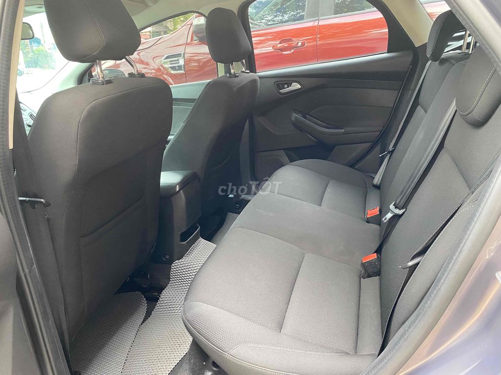 Ford Focus 2016 1 chủ từ đầu, giá 290 trieu. Mua bán Ô tô tại Thành phố Thủ Dầu Một Bình Dương được đăng bởi Car Bình Dương hình 7