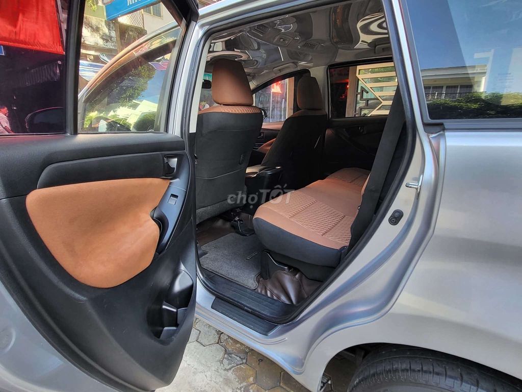 TOYOTA INNOVA 8 Chổ 2.0E,Sx 2018 MT Mới 97%. Mua bán Ô tô tại Quận 11 Tp Hồ Chí Minh được đăng bởi Mr Thiên hình 9