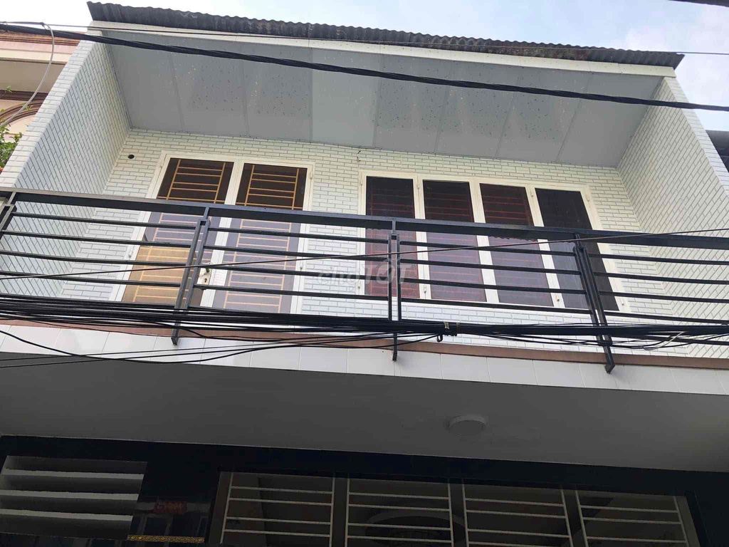 Bán Nhà 2 Tầng, DT Lớn Hơn 80m2, Hẻm Thông, Chỉ 5.x T