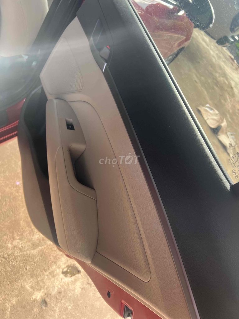 Hyundai Elantra 2018 2.0 AT - 50000 km. Mua bán Ô tô tại Huyện Krông Pắc Đắk Lắk được đăng bởi Minh Bảo hình 10