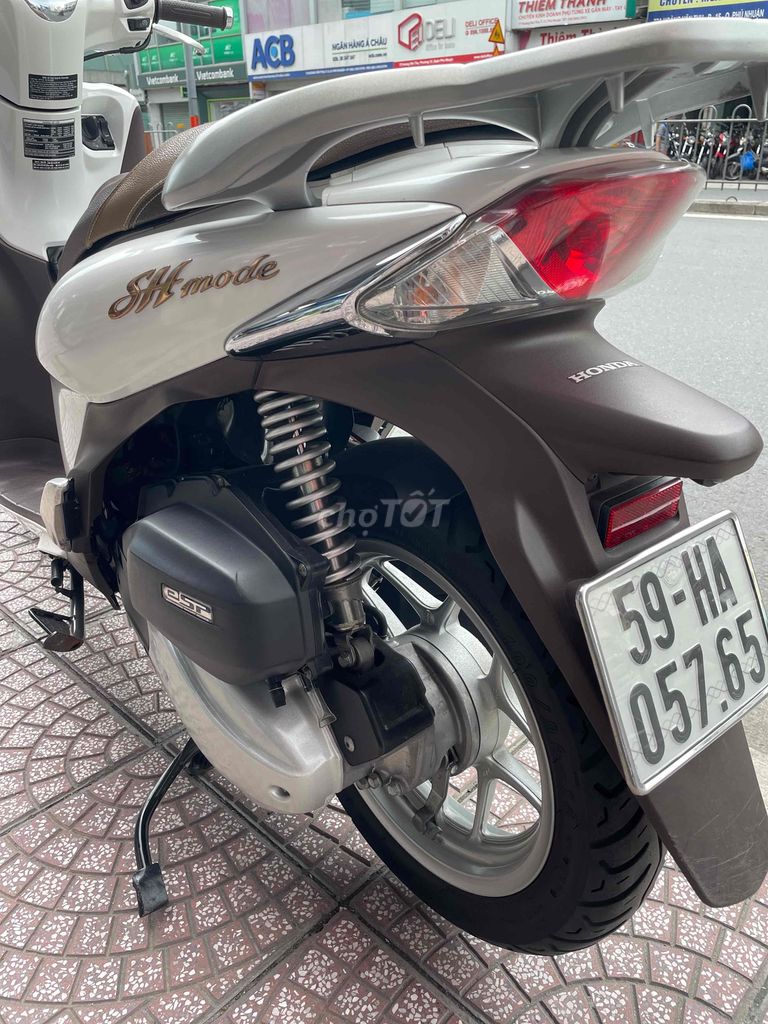 Sh mode chính chủ ký luôn. Mua bán Xe máy tại Quận Phú Nhuận Tp Hồ Chí Minh được đăng bởi DŨNG HOÀNG  hình 5