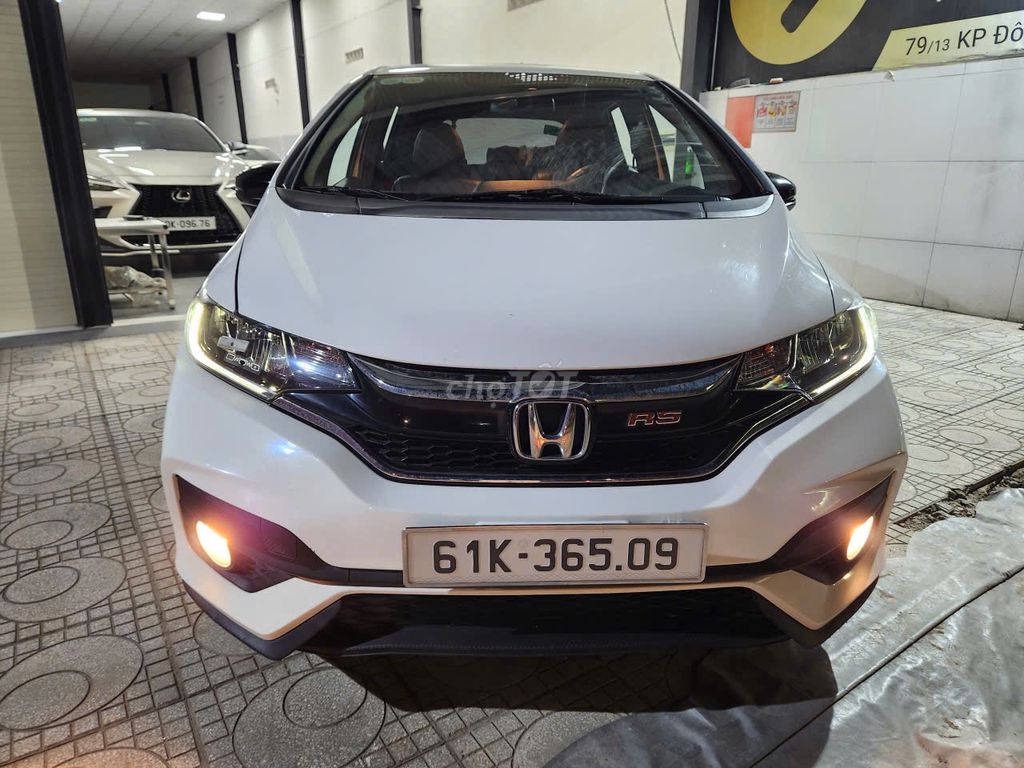 Honda Jazz 2018 RS đi ít mới 38 ngàn bao check. Mua bán Ô tô tại Thành phố Thủ Đức Tp Hồ Chí Minh được đăng bởi Thái Phạm hình 1