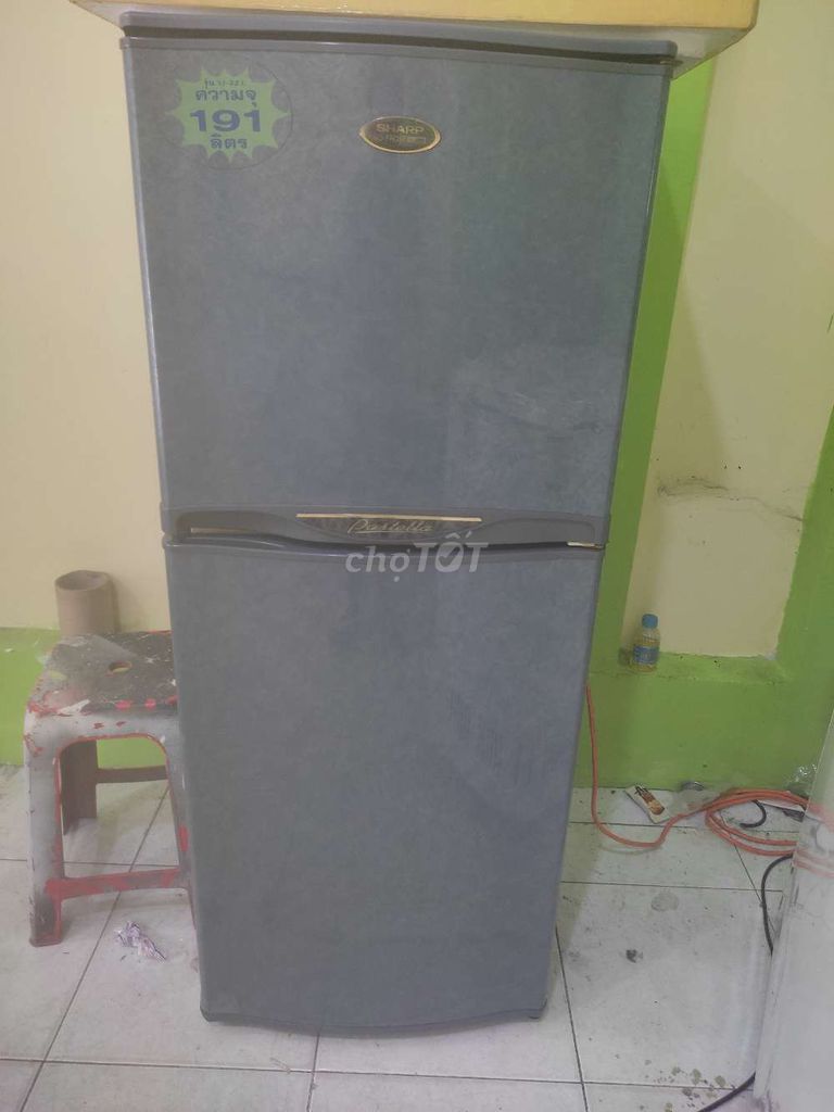 tủ lạnh sharp 210l