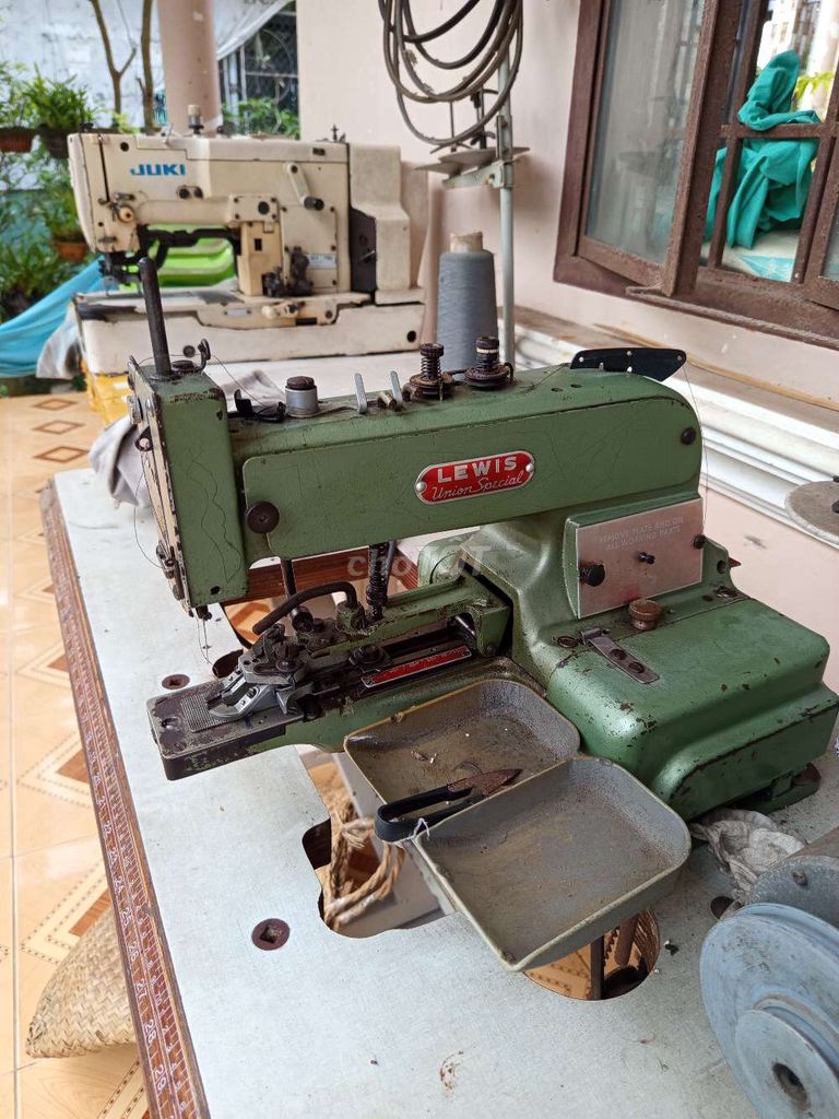 Máy may công nghiệp Lewis Union Special. Mua bán Đồ chuyên dụng, Giống nuôi trồng tại Huyện Mỏ Cày Nam Bến Tre được đăng bởi Anh Bảo hình 1
