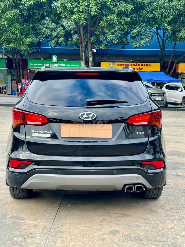 Hyundai SantaFe màu Đen. Mua bán Ô tô tại Huyện Đông Anh Hà Nội được đăng bởi vương văn chung  hình 8