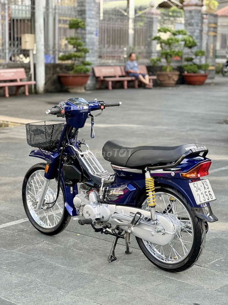 SUPER DREAM KIỂNG MỚI BSTP CHÍNH CHỦ CÓ GÓP. Mua bán Xe máy tại Thành phố Thủ Đức Tp Hồ Chí Minh được đăng bởi Hiếu  hình 4