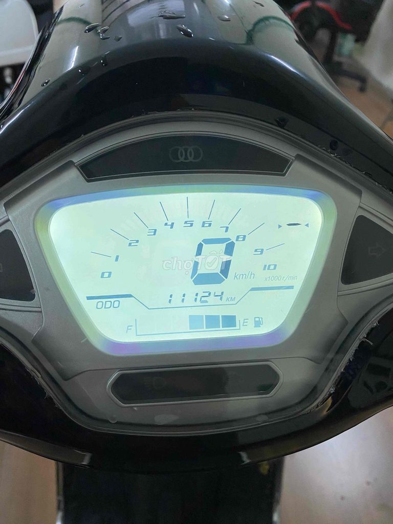 Vespa Vera S50cc chính chủ đk 2023 ko cần bằng lái. Mua bán Xe máy tại Thành phố Nam Định Nam Định được đăng bởi Trung Đồ Cũ hình 3