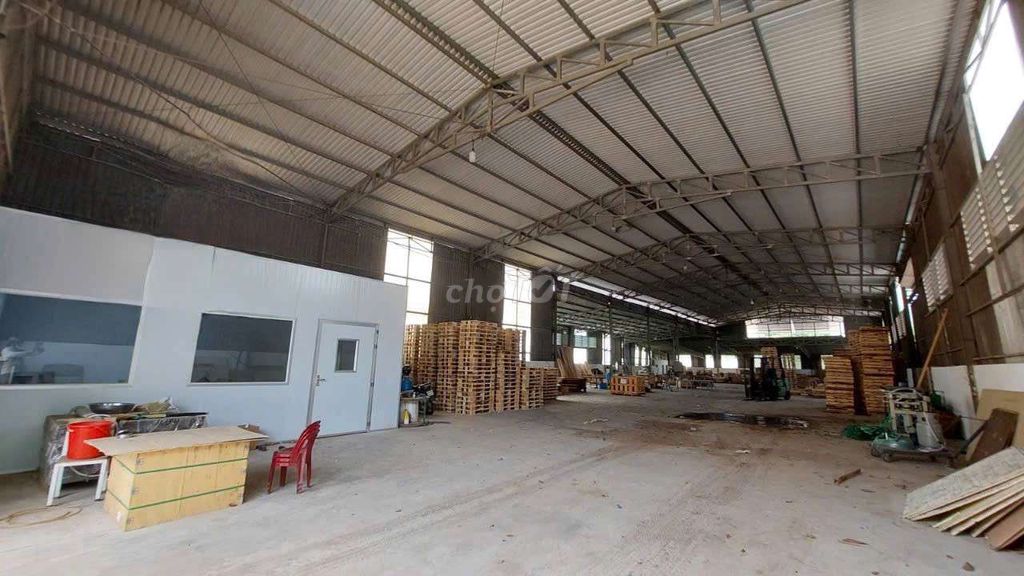 Bán xưởng 1400m2 Phước Tân, giá chỉ 6,4 tỷ