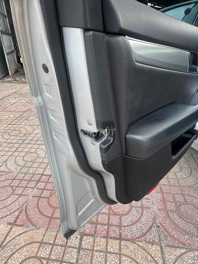 Mercedes Benz C Class 2012 C200 - 123456 km. Mua bán Ô tô tại Thị xã Gò Công Tiền Giang được đăng bởi Đat hình 9