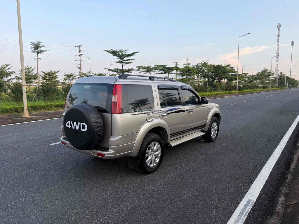 Ford Everest 2009 механическая коробка золотистый песок