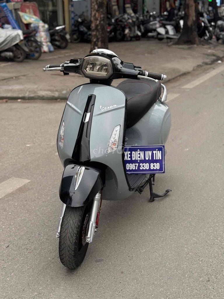 Vespa xám đời cao đủ giấy tờ,bình mới thay