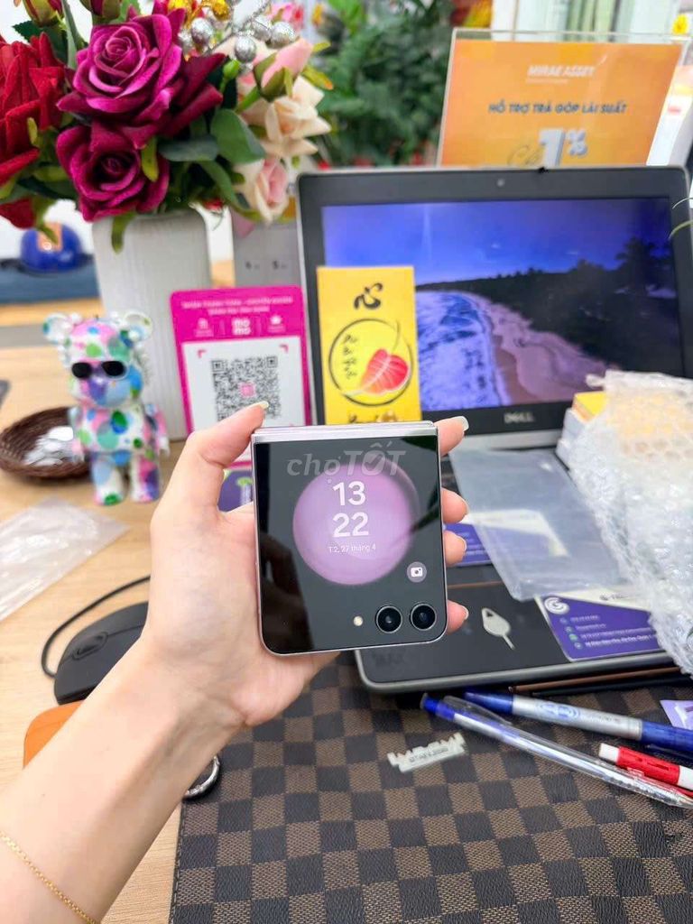 Samsung Galaxy Z Flip 5 Tím. Mua bán Điện thoại tại Quận 7 Tp Hồ Chí Minh được đăng bởi Minh phương hình 1