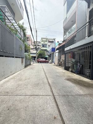QUẬN 11 - MẶT TIỀN HẼM KD - LẠC LONG QUÂN - 4 TẦNG BTCT - GIÁ 8,5 TỶ