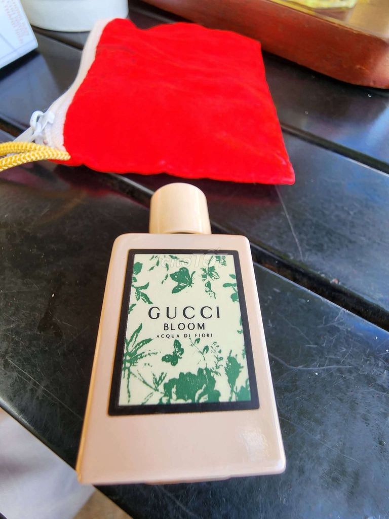 Chai Gucci Bloom Acqua Di Fiori Nữ. Mua bán Nước hoa tại Thành phố Buôn Ma Thuột Đắk Lắk được đăng bởi Hoàng Quân Vương  hình 1