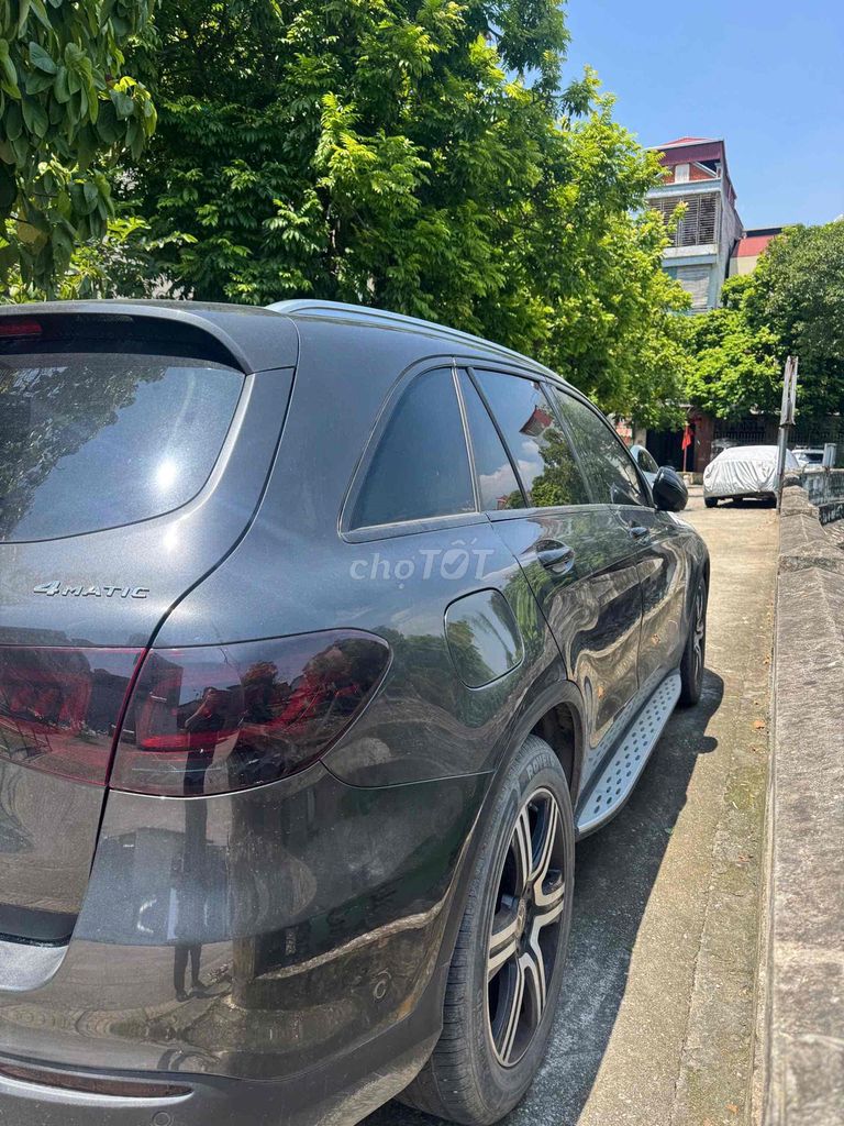 Mercedes-Benz GLC 200 4matic 2020 Серый 50000 км