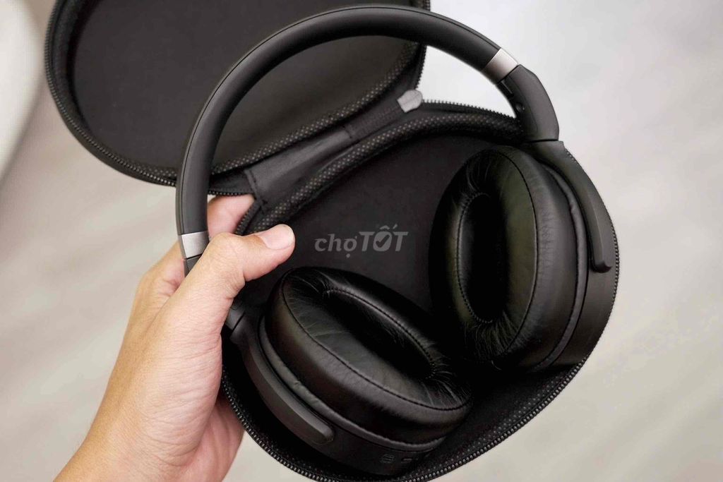 Tai nghe Bluetooth chụp tai Sennheiser HD 450BT